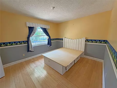Bedroom - 17 Juniper Track Dr, Ocala, FL 34480 photo 4 of 5