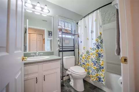 Bath - 8327 SW 79th Cir, Ocala, FL 34476 photo 4 of 4