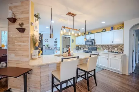 Kitchen - 8327 SW 79th Cir, Ocala, FL 34476 photo 2 of 4