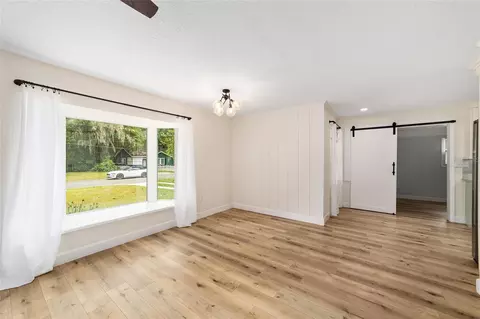 Living - 825 SE 13th St, Ocala, FL 34471 photo 2 of 5