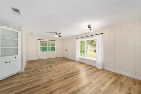 Living - 825 SE 13th St, Ocala, FL 34471 photo 5 of 5