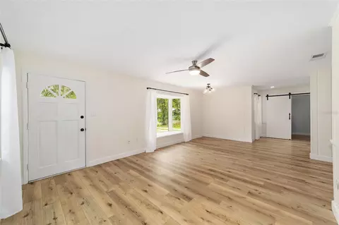 Living - 825 SE 13th St, Ocala, FL 34471 photo 3 of 5