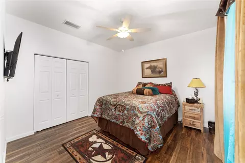 Bedroom - 5751 NW 25th Loop, Ocala, FL 34482 photo 3 of 4