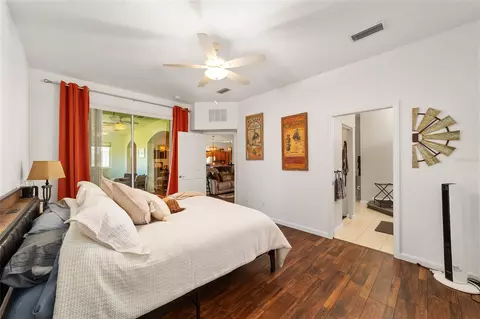 Bedroom - 5751 NW 25th Loop, Ocala, FL 34482 photo 2 of 4