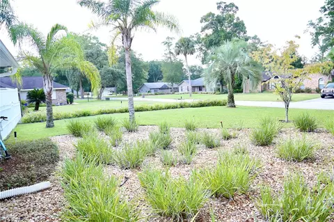 Exterior - 1069 SE 57th Ave, Ocala, FL 34480 photo 18 of 27