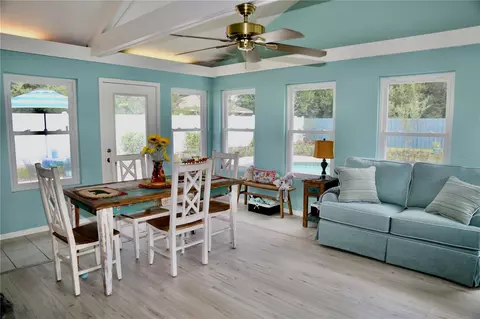 Dining - 1069 SE 57th Ave, Ocala, FL 34480 photo 2 of 3