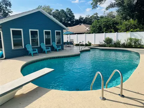 Exterior - 1069 SE 57th Ave, Ocala, FL 34480 photo 7 of 27