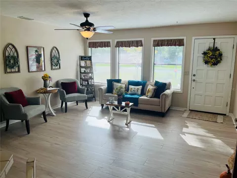 Living - 1069 SE 57th Ave, Ocala, FL 34480 photo 1 of 3