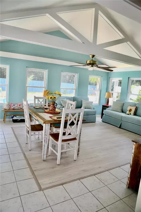 Dining - 1069 SE 57th Ave, Ocala, FL 34480 photo 3 of 3