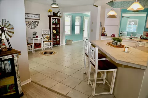 Kitchen - 1069 SE 57th Ave, Ocala, FL 34480 photo 1 of 6