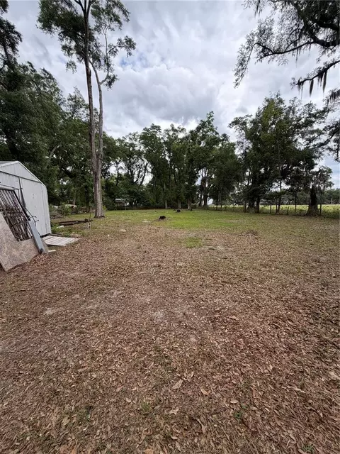 11259 NE 10th Ter, Oxford, FL 34484