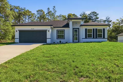 9319 N Cortlandt Dr, Citrus Springs, FL 34434