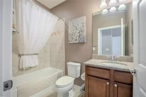 Bath - 9186 SW 70th Loop, Ocala, FL 34481 photo 1 of 9