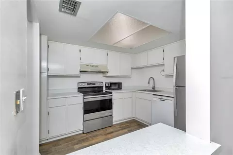 Kitchen - 637 Silver Pass #B, Ocala, FL 34472 photo 1 of 4