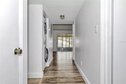 Entry Way - 637 Silver Pass #B, Ocala, FL 34472 photo 3 of 3