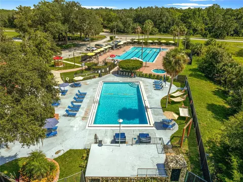 Exterior - 637 Silver Pass #B, Ocala, FL 34472 photo 6 of 7