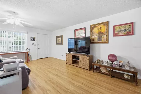 Living - 9335 SW 85th Ter #E, Ocala, FL 34481 photo 3 of 3