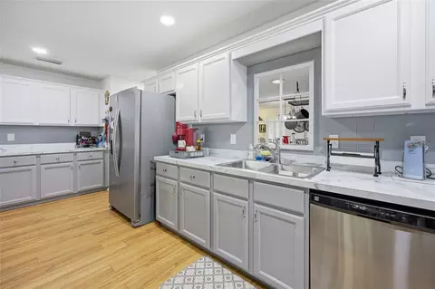 Kitchen - 9335 SW 85th Ter #E, Ocala, FL 34481 photo 10 of 10