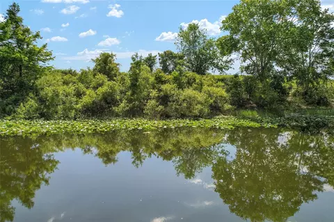 15120 SE 85th St, Ocklawaha, FL 32179