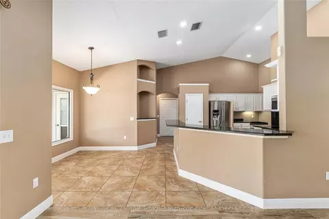 Living - 5610 SW 88th Pl, Ocala, FL 34476 photo 8 of 11