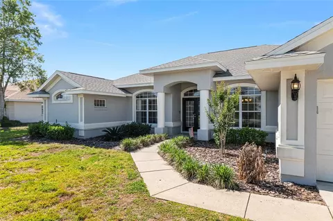 Exterior - 5610 SW 88th Pl, Ocala, FL 34476 photo 4 of 23