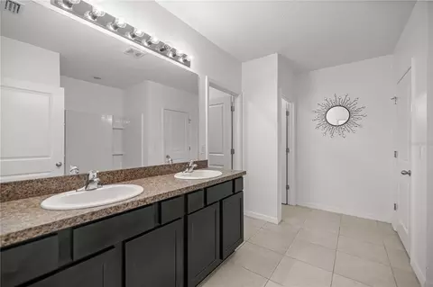 Entry Way - 3902 SE 99th St, Belleview, FL 34420 photo 2 of 4