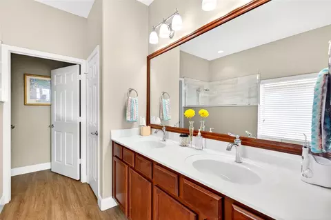 Bath - 10134 SW 75th Street Rd, Ocala, FL 34481 photo 3 of 4