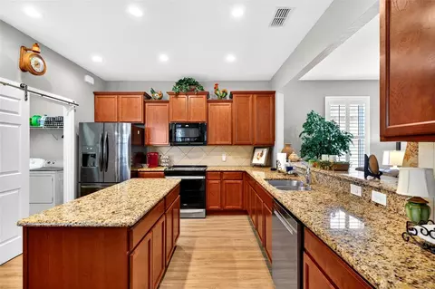 Kitchen - 10134 SW 75th Street Rd, Ocala, FL 34481 photo 1 of 3