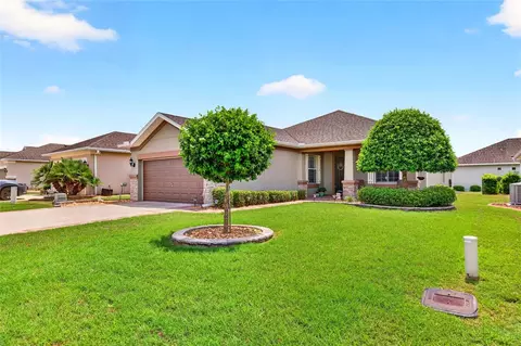 Exterior - 10134 SW 75th Street Rd, Ocala, FL 34481 photo 6 of 9
