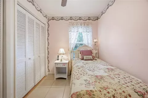Bedroom - 549 Silver Course Run, Ocala, FL 34472 photo 7 of 7