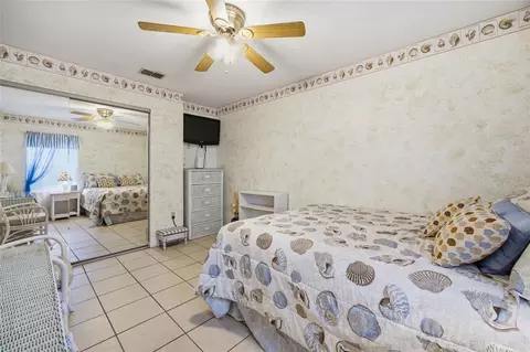 Bedroom - 549 Silver Course Run, Ocala, FL 34472 photo 5 of 7