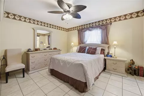 Bedroom - 549 Silver Course Run, Ocala, FL 34472 photo 3 of 7