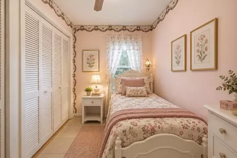 Bedroom - 549 Silver Course Run, Ocala, FL 34472 photo 5 of 6
