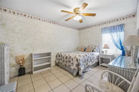 Bedroom - 549 Silver Course Run, Ocala, FL 34472 photo 4 of 7