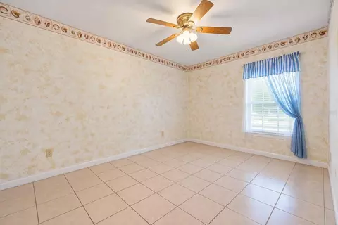 Bedroom - 549 Silver Course Run, Ocala, FL 34472 photo 4 of 6