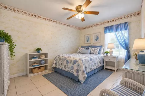 Bedroom - 549 Silver Course Run, Ocala, FL 34472 photo 3 of 6