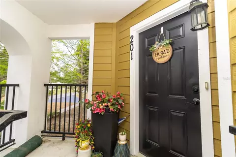 4215 SW 31st Dr #201, Gainesville, FL 32608