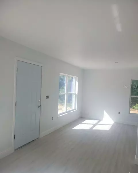 338 2nd Way, Interlachen, FL 32148 photo 2