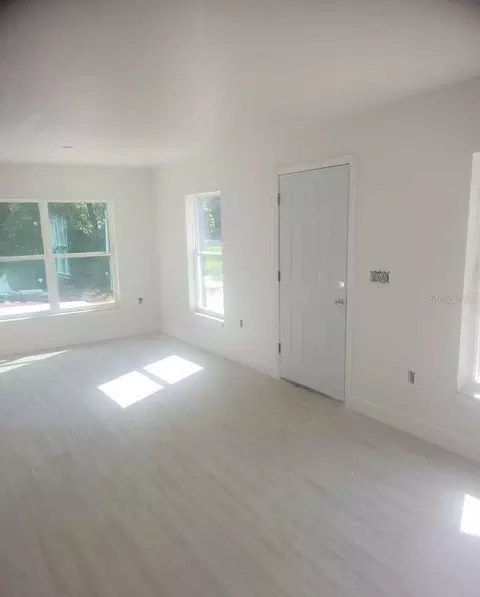 338 2nd Way, Interlachen, FL 32148 photo 3