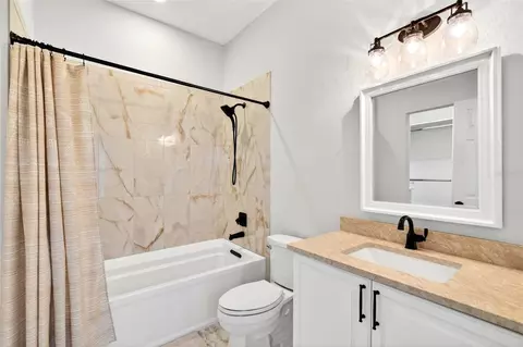 Bath - 4940 E Fort King St, Ocala, FL 34470 photo 8 of 10