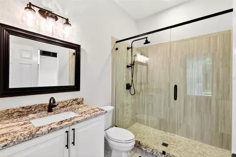 Bath - 4940 E Fort King St, Ocala, FL 34470 photo 9 of 10