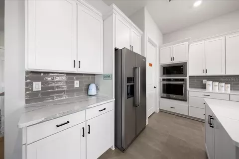 Kitchen - 6015 SW 86th Cir, Ocala, FL 34481 photo 3 of 7