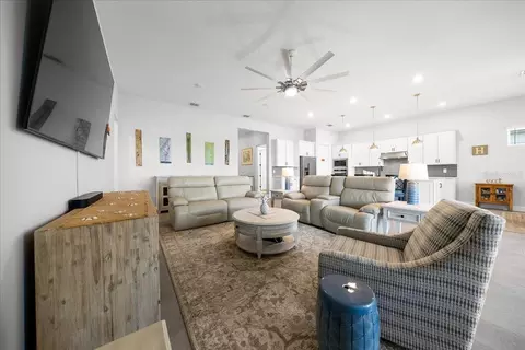 Living - 6015 SW 86th Cir, Ocala, FL 34481 photo 2 of 2
