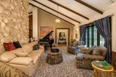 Living - 411 SW 38th St, Ocala, FL 34471 photo 1 of 6