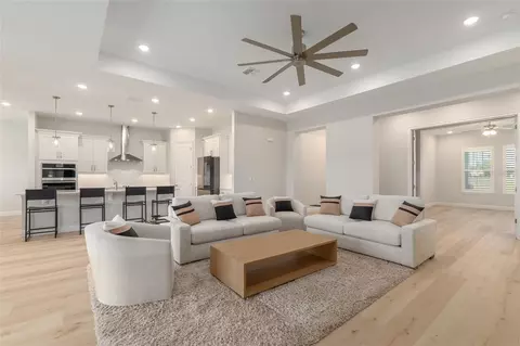 Living - 1929 NW 85th Loop, Ocala, FL 34475 photo 2 of 3