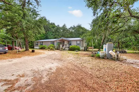 9190 NE 144th Ter, Silver Springs, FL 34488