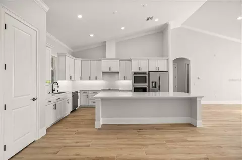 Kitchen - 2091 NW 79th Loop, Ocala, FL 34475 photo 1 of 2