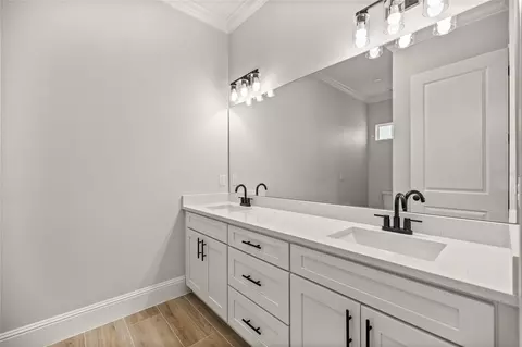 Bath - 2091 NW 79th Loop, Ocala, FL 34475 photo 1 of 4