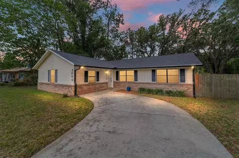 3060 NE 45th St, Ocala, FL 34479
