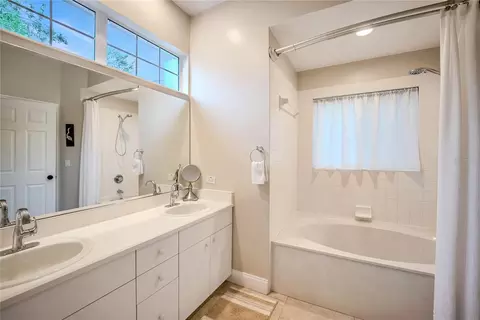 Bath - 9 Buffalo View Ln, Palm Coast, FL 32137 photo 2 of 4